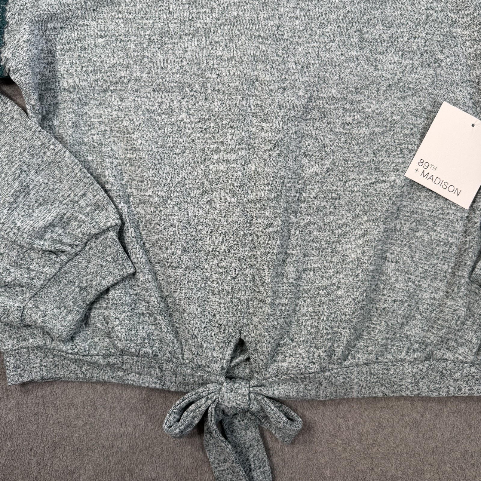 89th + Madison Women's Small Green Tie Front Lace Shoulder Knit Top New — image 7 of 8